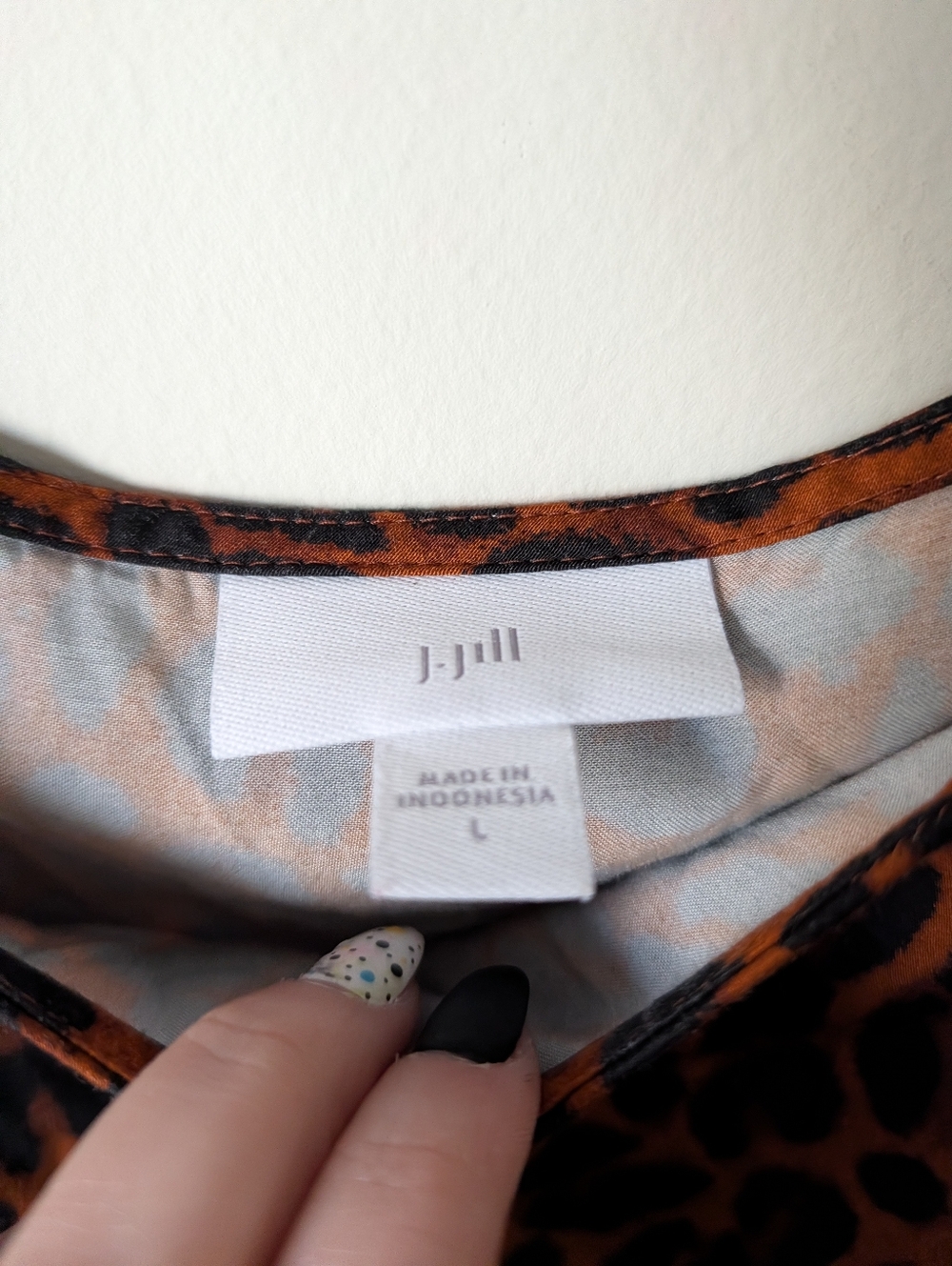 J Jill Leopard Print Long Sleeve Blouse Size Large - Picture 4 of 6